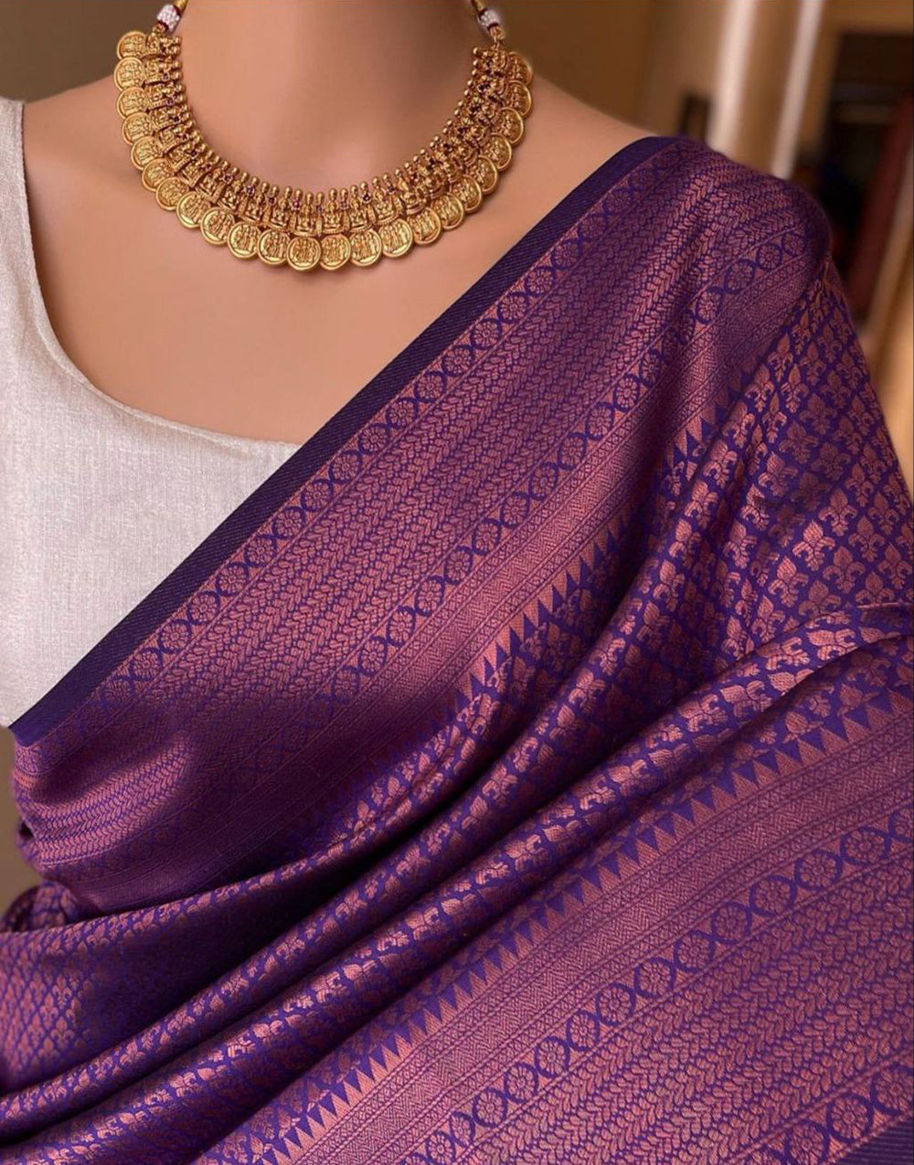 Latest Violet Soft Silk Saree With Jaquard Border