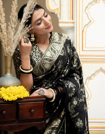 Black Banarasi Silk Saree With Zari Weaving Work