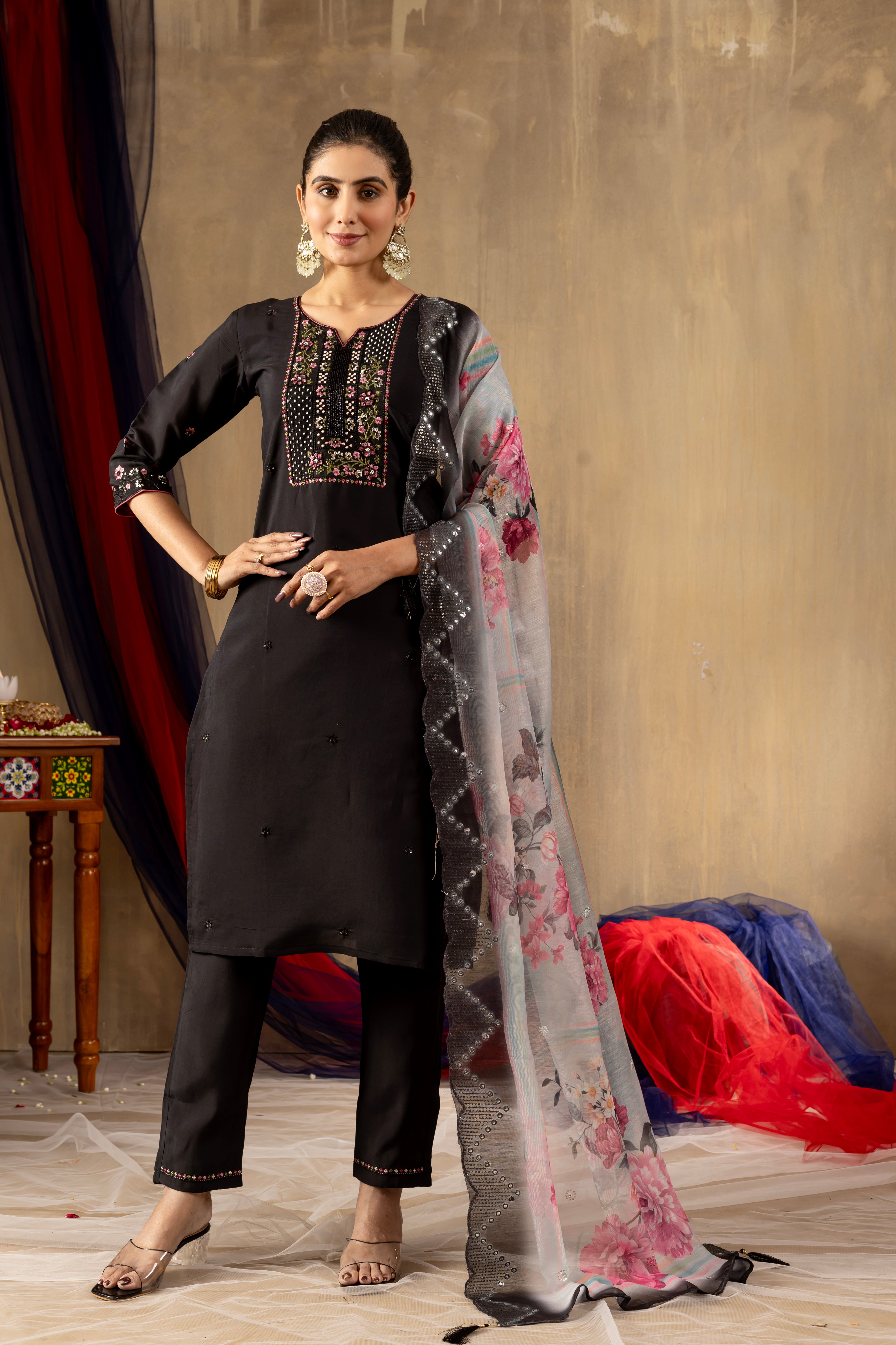 Elegant Straight Kurti Pant Dupatta Set