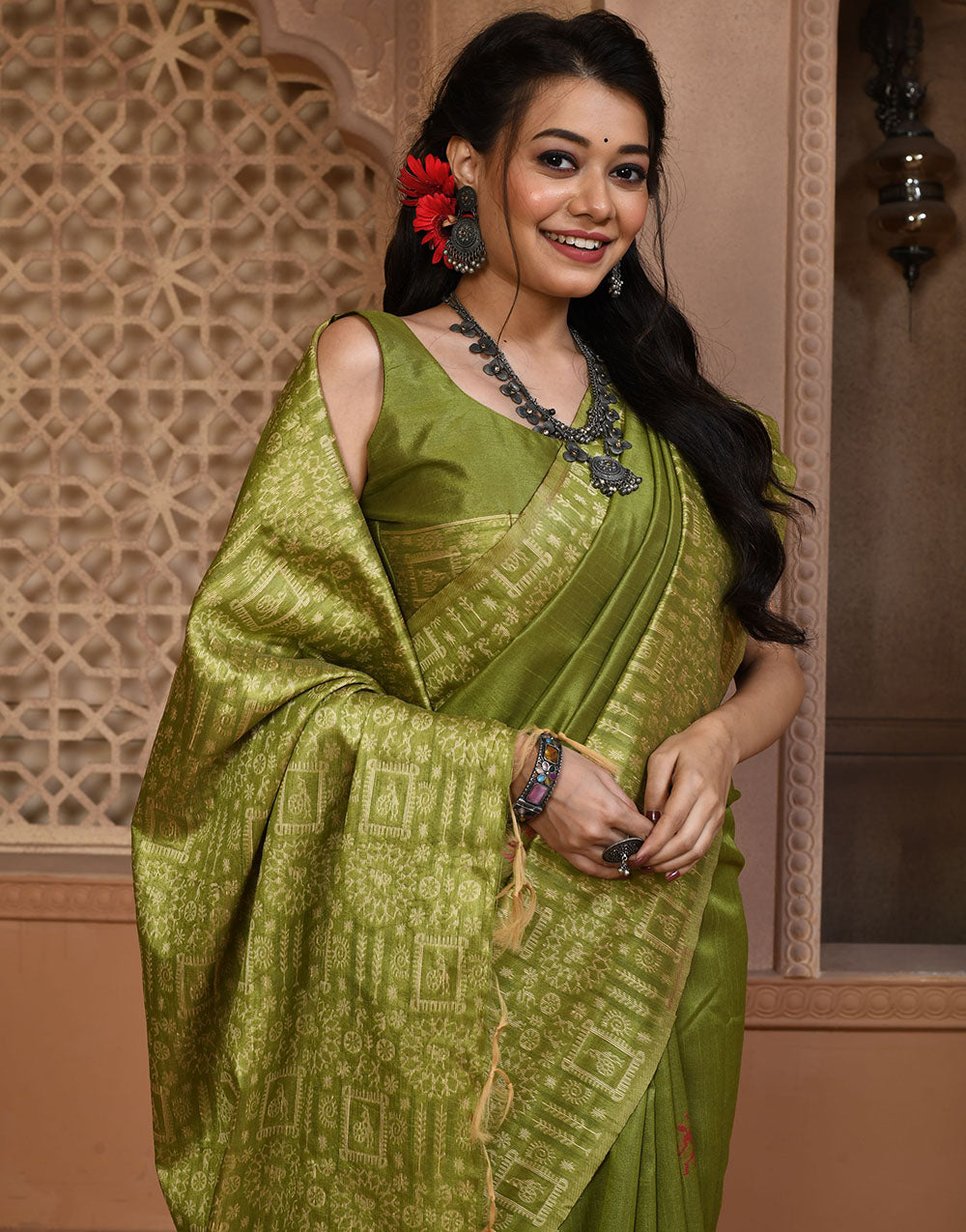 Pista Green Silk Saree With Weaving Work