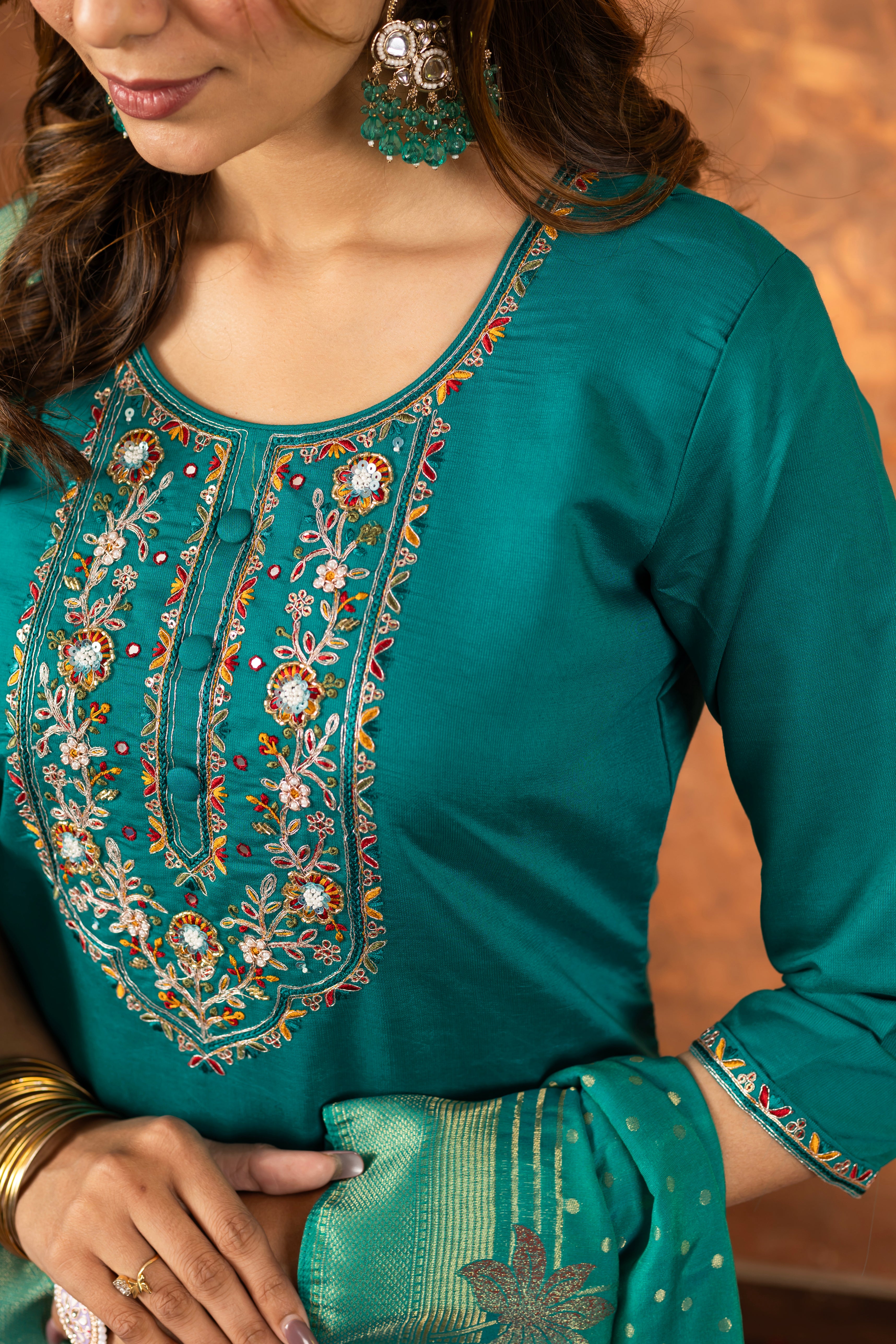 Elegant Straight Kurti Pant Dupatta Set