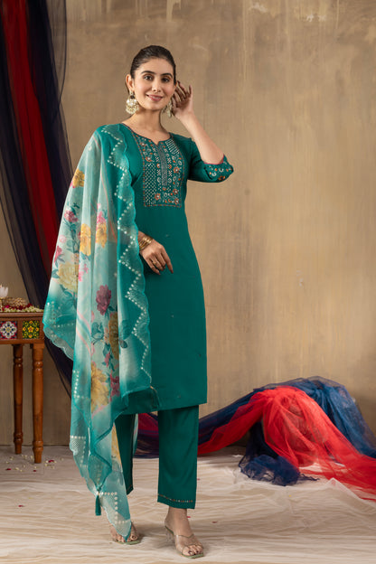 Elegant Straight Kurti Pant Dupatta Set