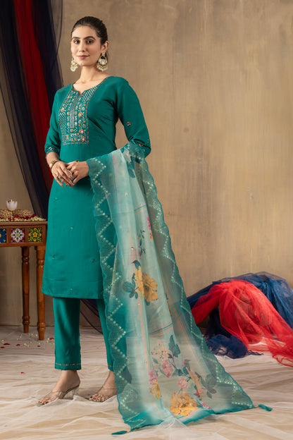 Elegant Straight Kurti Pant Dupatta Set