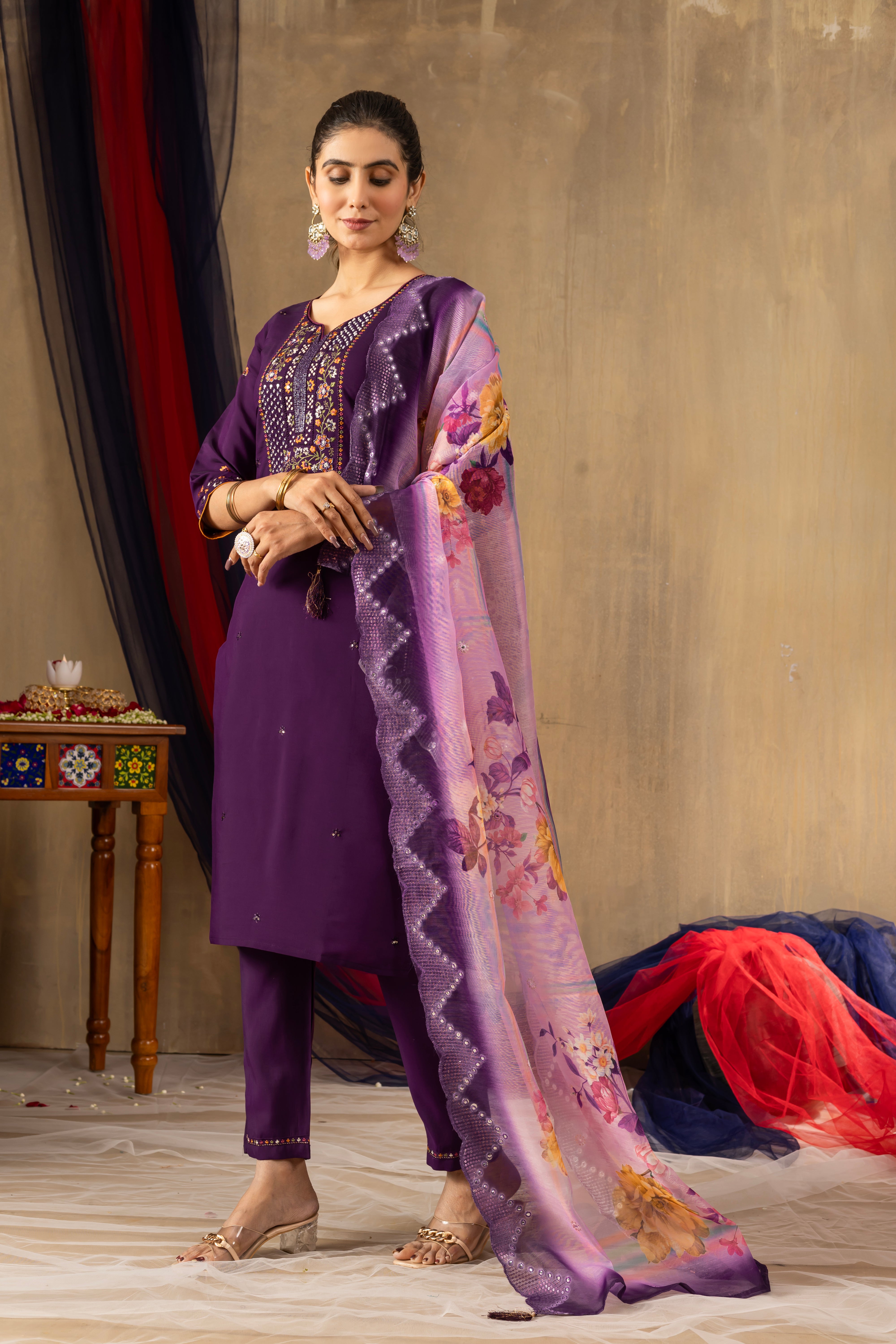 Elegant Straight Kurti Pant Dupatta Set