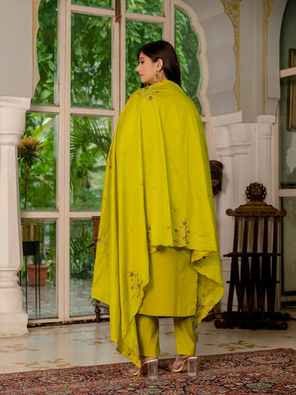 Elegant Straight Kurti Pant Dupatta Set