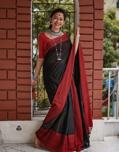 Black Cotton Saree With Printed Work