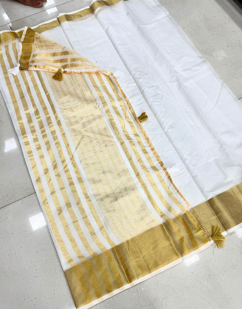 White Kasavu Silk Saree With Zari Weaving Work