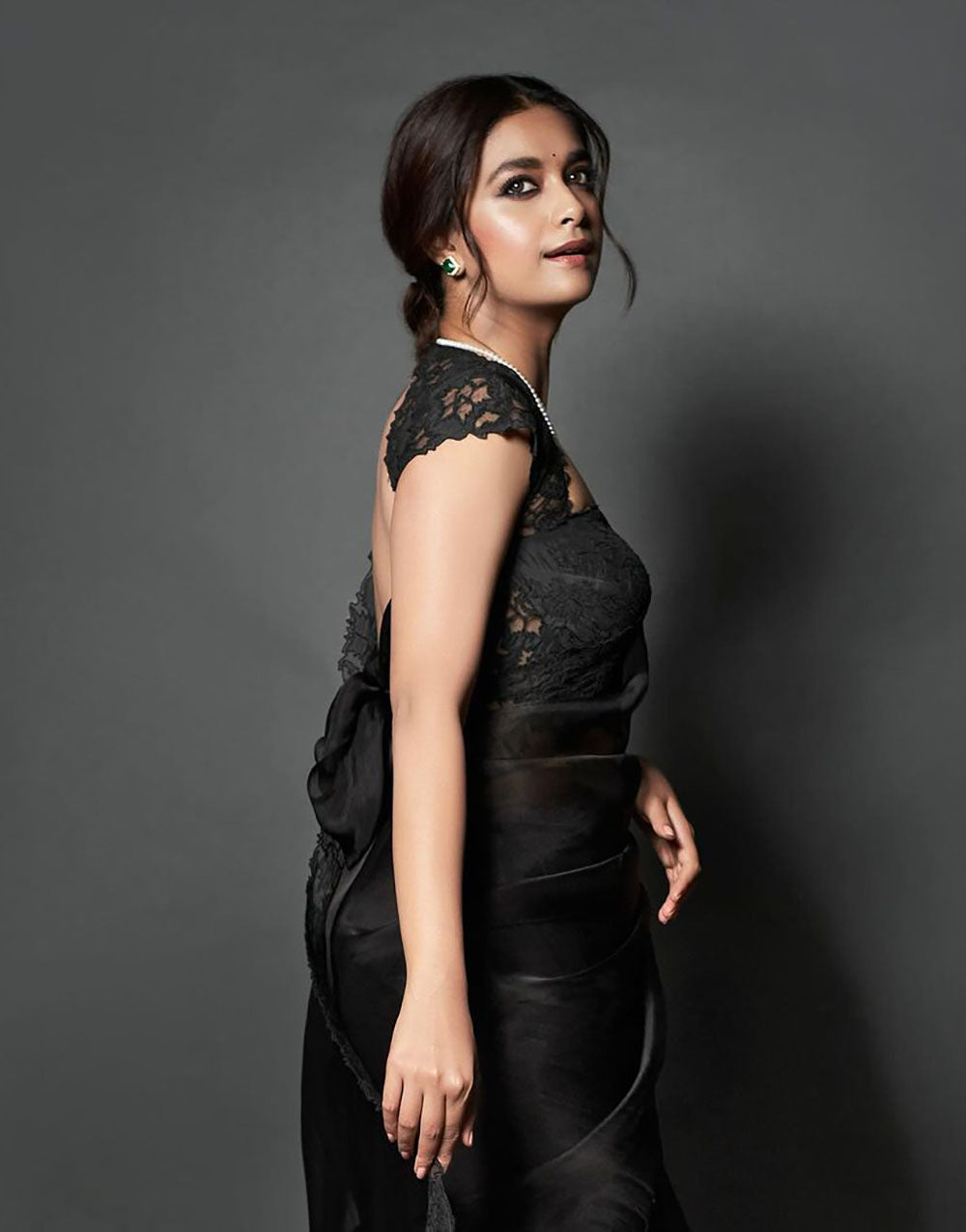 Black Organza Saree With Embroidery Work