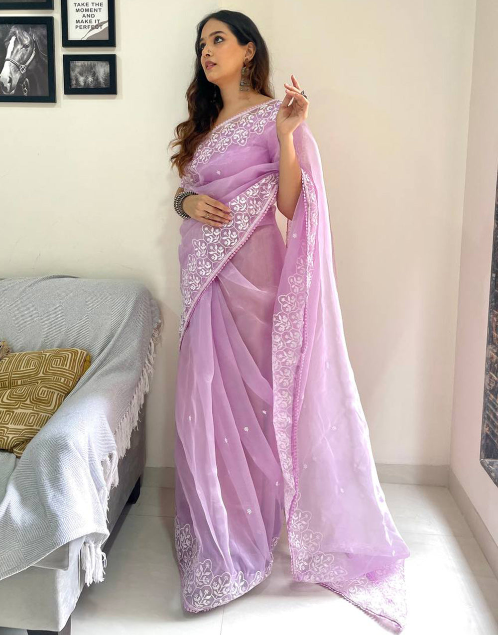 Light Pink Organza Saree With Embroidery Thread Work