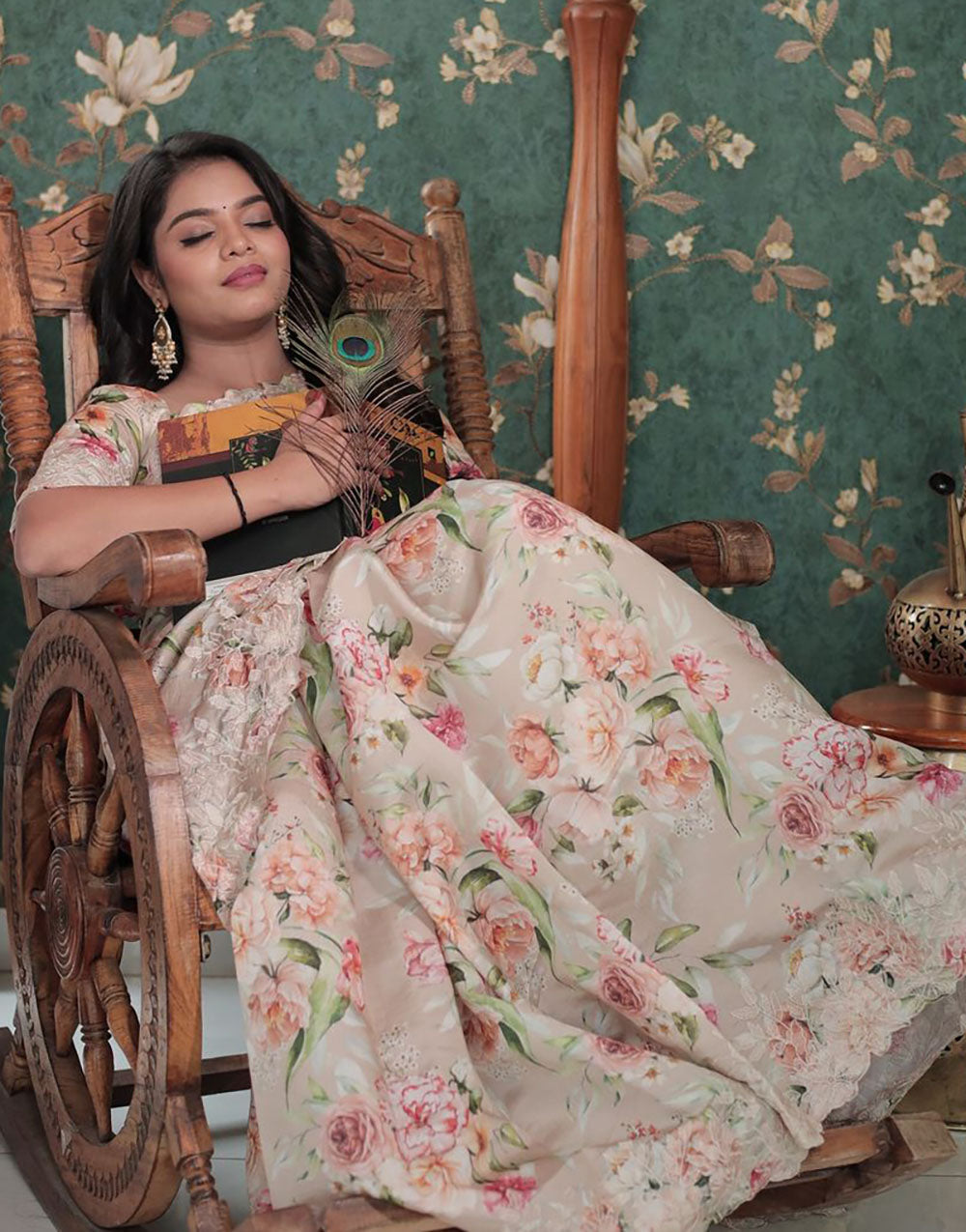 Cream Tussar Silk Saree With Digital Print And Embroidery Work Border