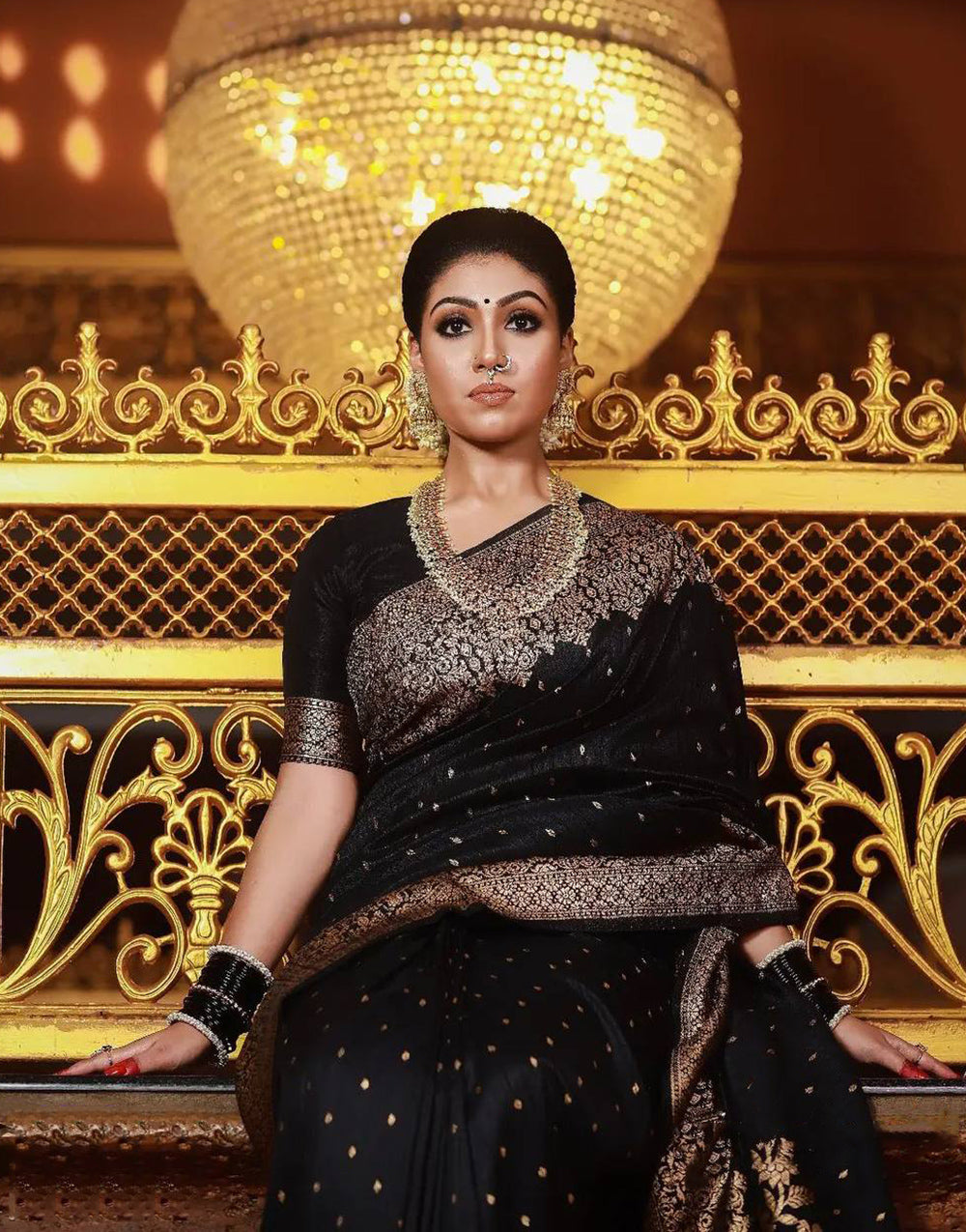 Buy Areca Designer's Stunning Black Color Copper Zari Silk Blend Banarasi  Silk Saree For Women Online at Best Prices in India - JioMart.