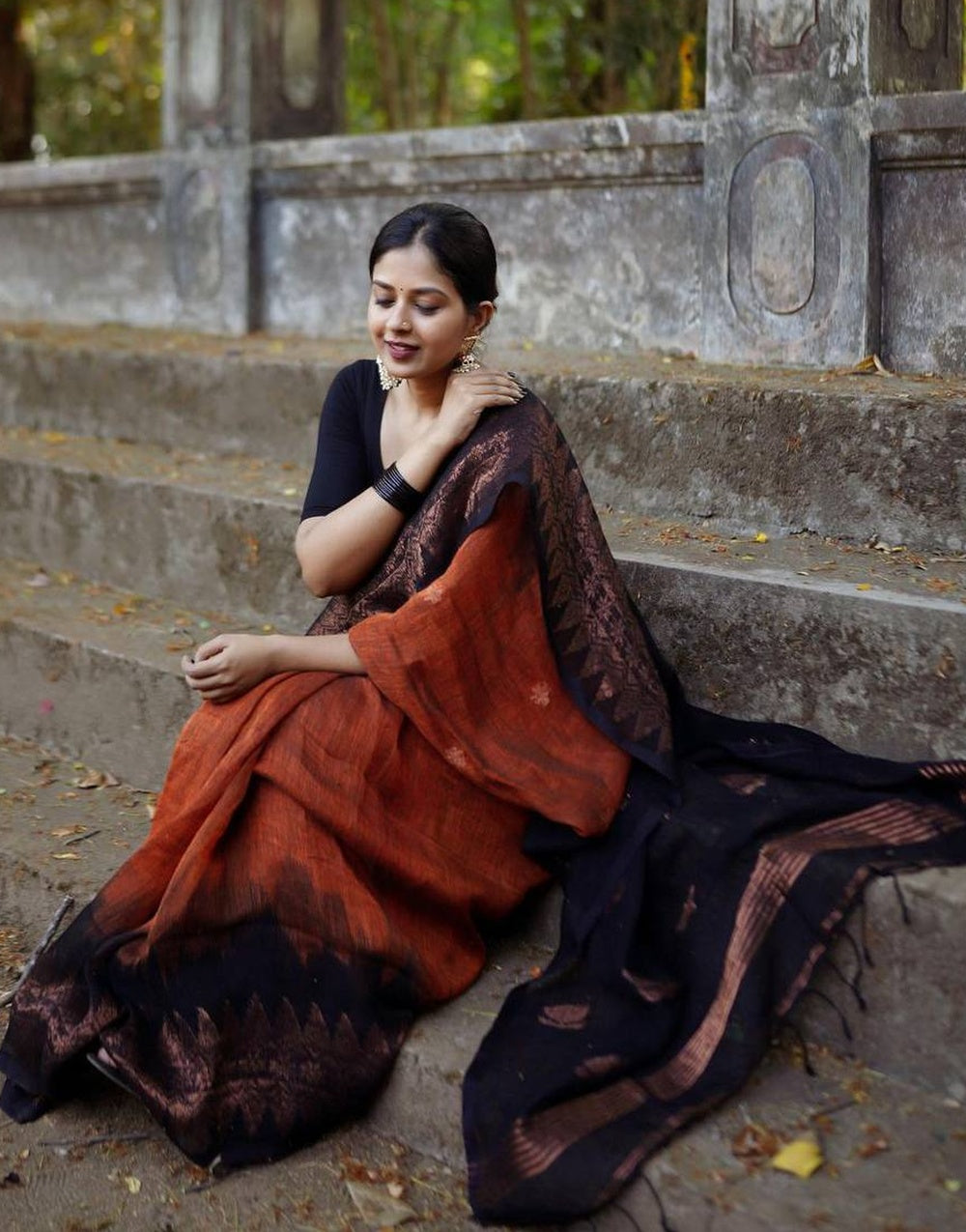 Black & Blush Banarasi Soft Silk Saree With Zari Weaving Work