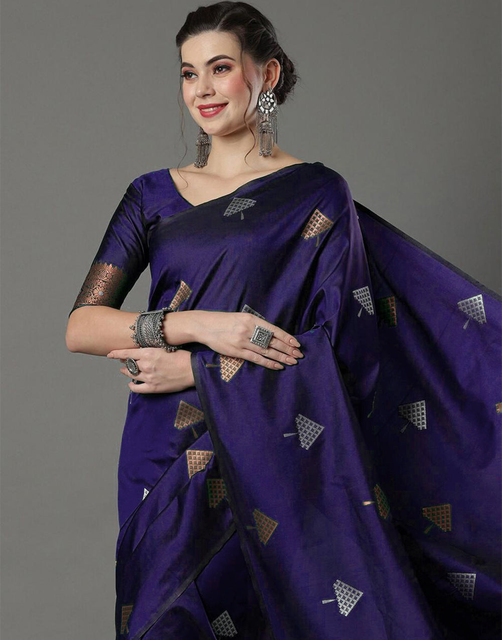 Purple Banarasi Silk Saree With Weaving Work
