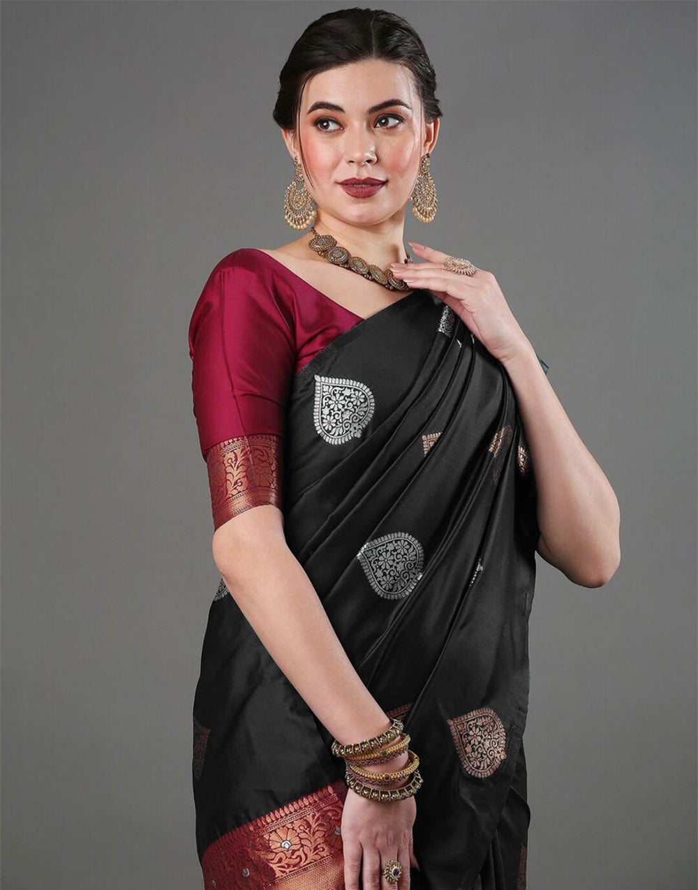 Black Banarasi Soft Silk Saree With Weaving Work