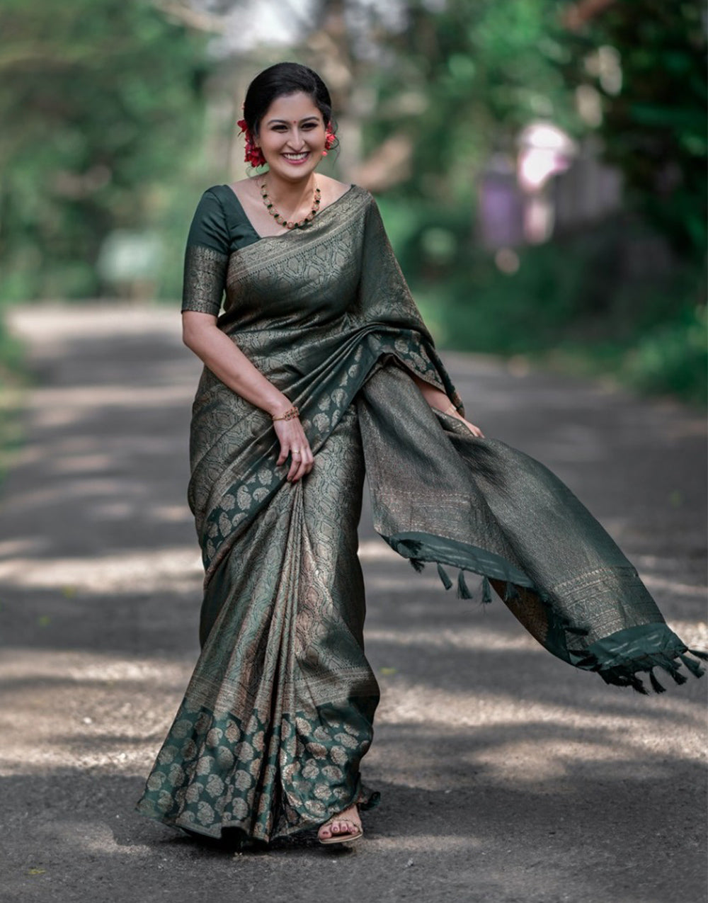 Hunter Green Banarasi Silk With Zari Weaving Saree
