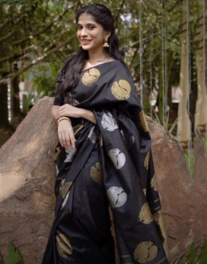 Black Banarasi Silk Saree With Zari Weaving Work