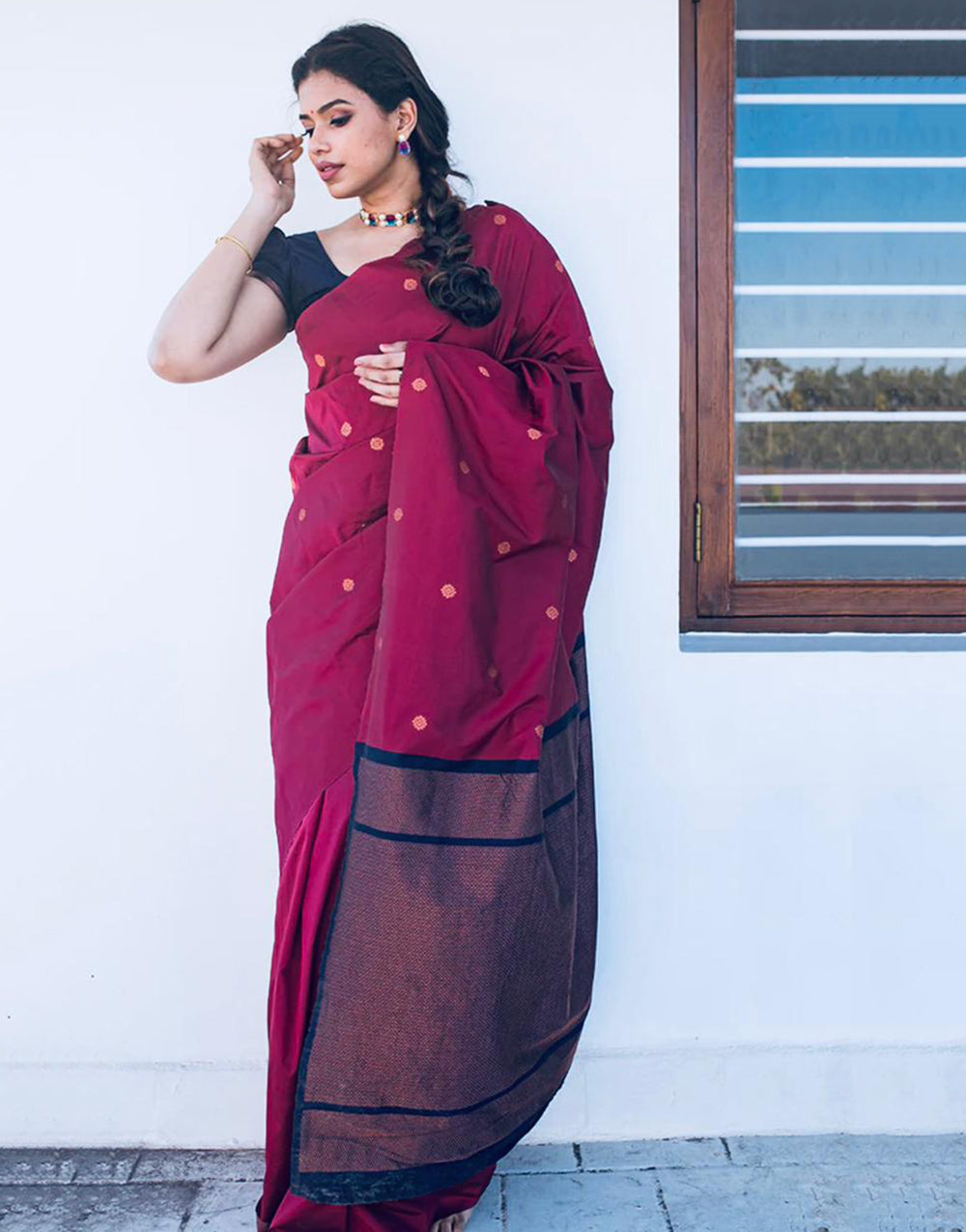 Red Banarasi Silk Saree With Zari Weaving Work