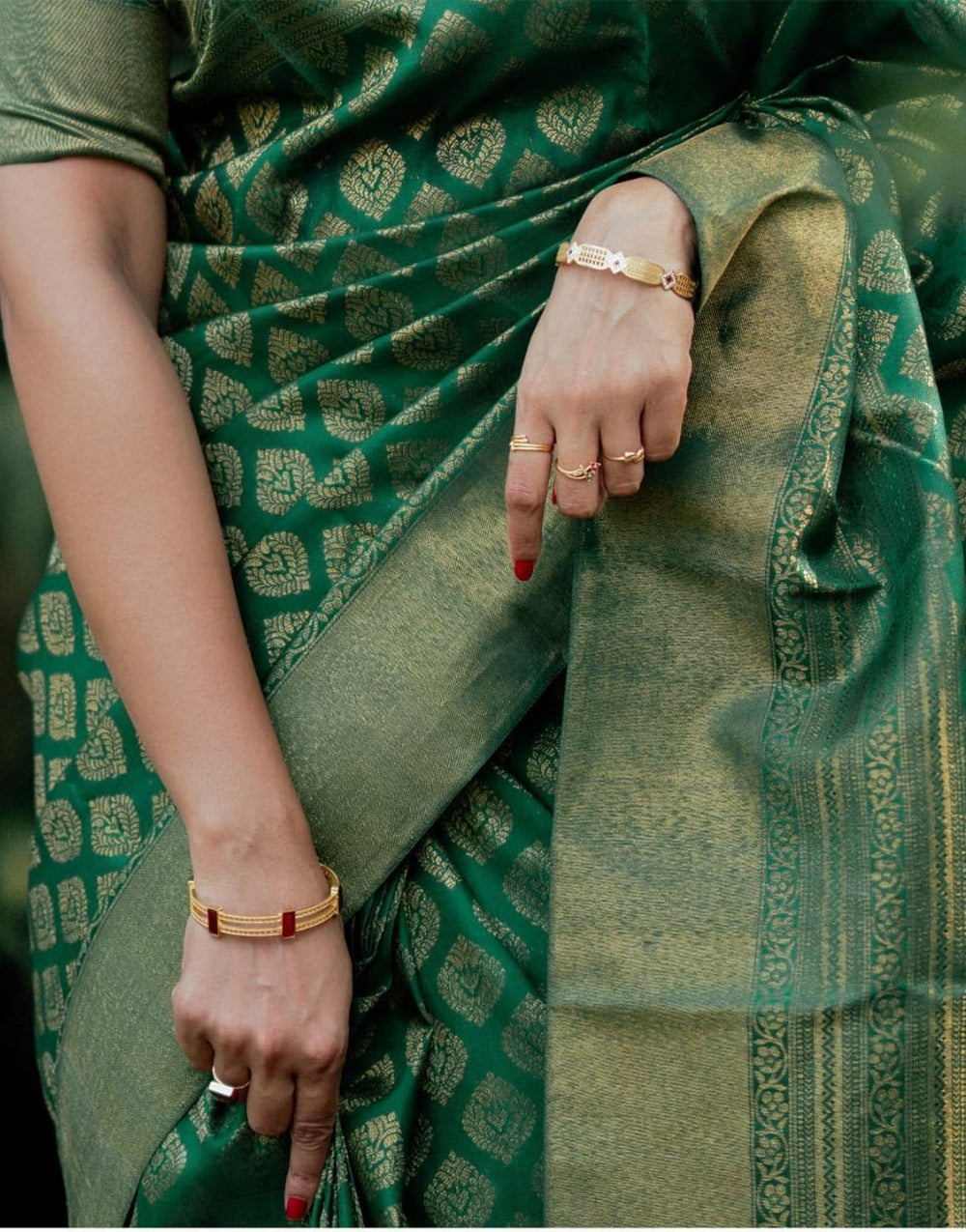 Green Banarasi Silk Saree With Zari Weaving Work