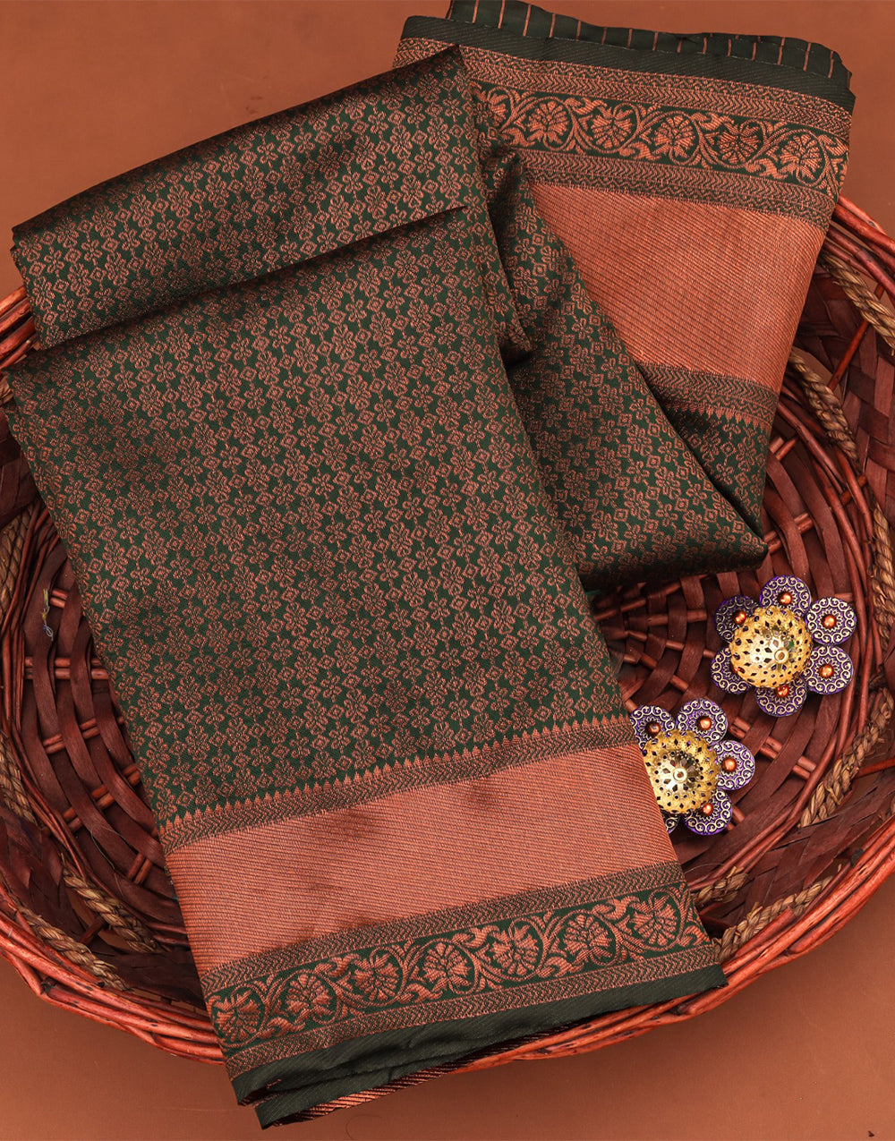 Hunter Green Banarasi Silk Saree With Weaving Work