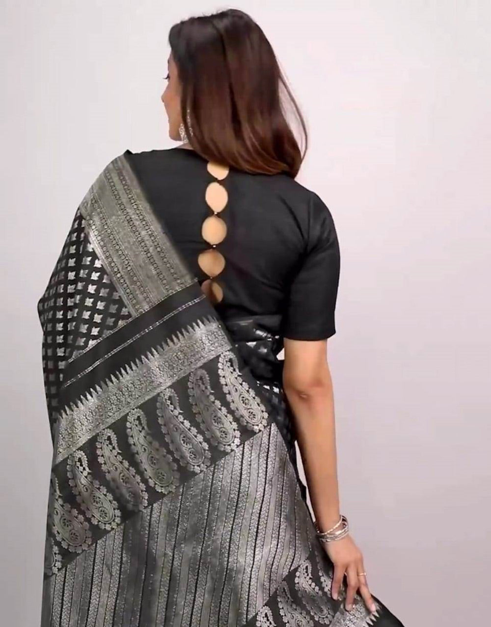 Black Banarasi Soft Silk Saree With Zari Weaving Work