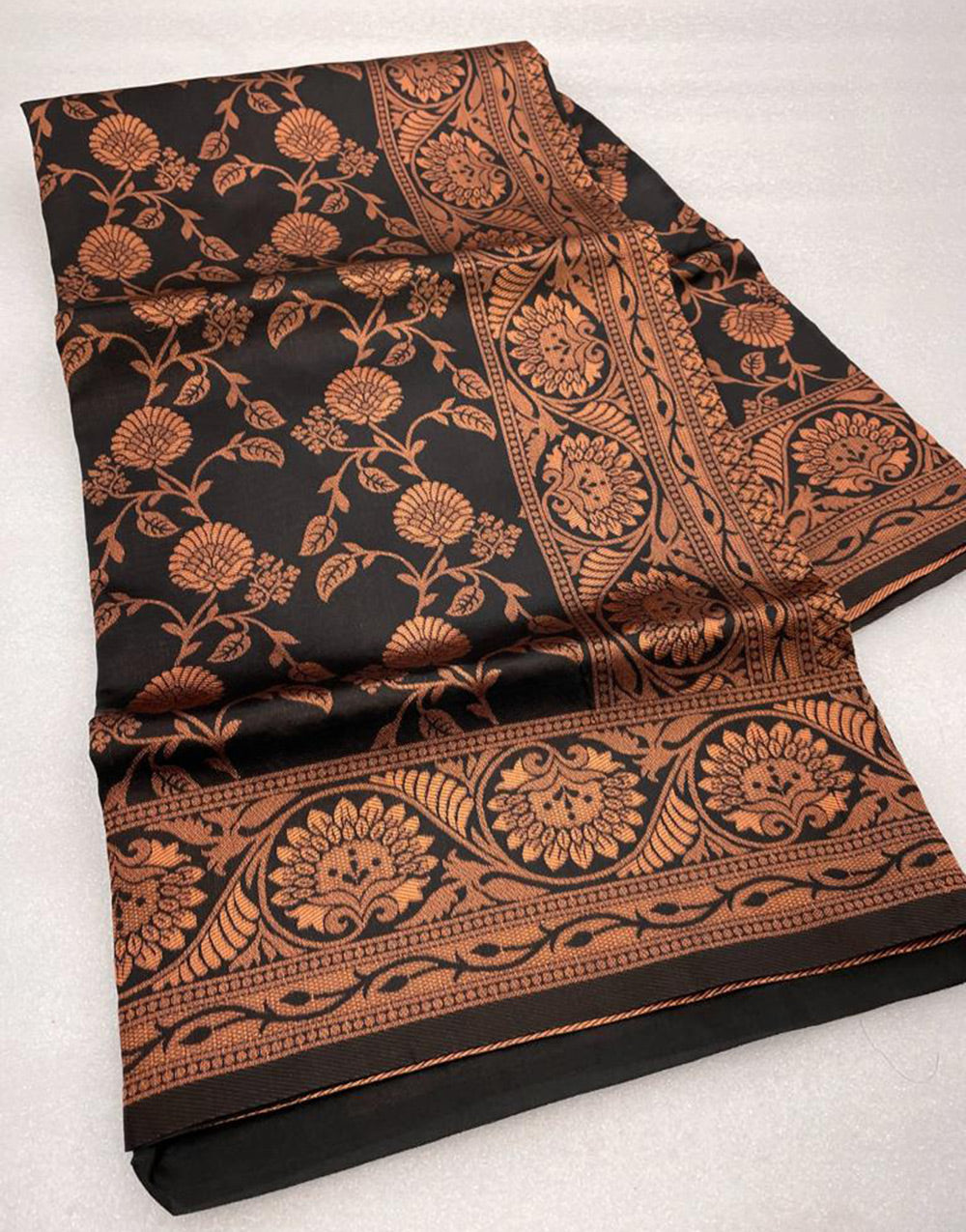 Black Banarasi Soft Silk Saree With Zari Weaving Work