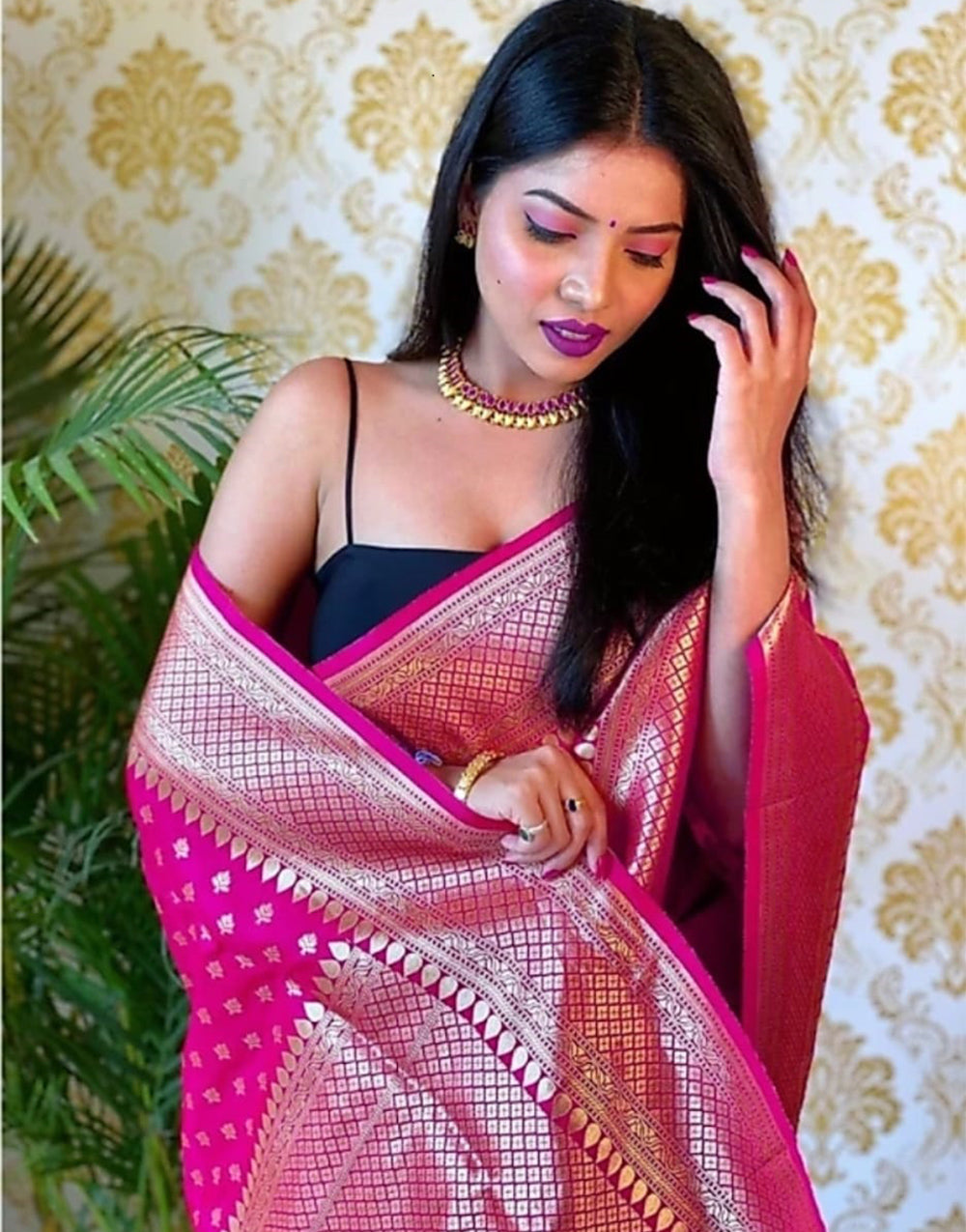 Rani Pink Banarasi Silk Saree With Zari Weaving Work