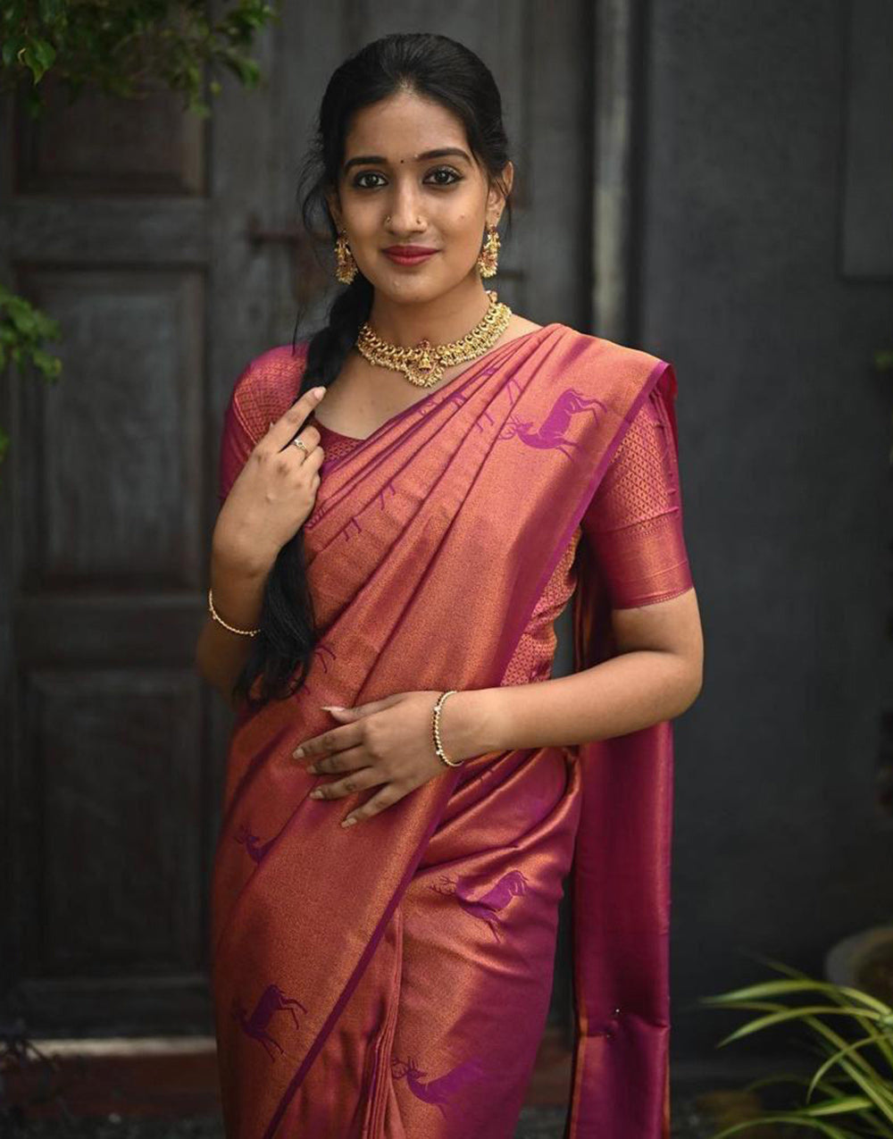 Magenta Banarasi Silk Saree With Zari Weaving Work