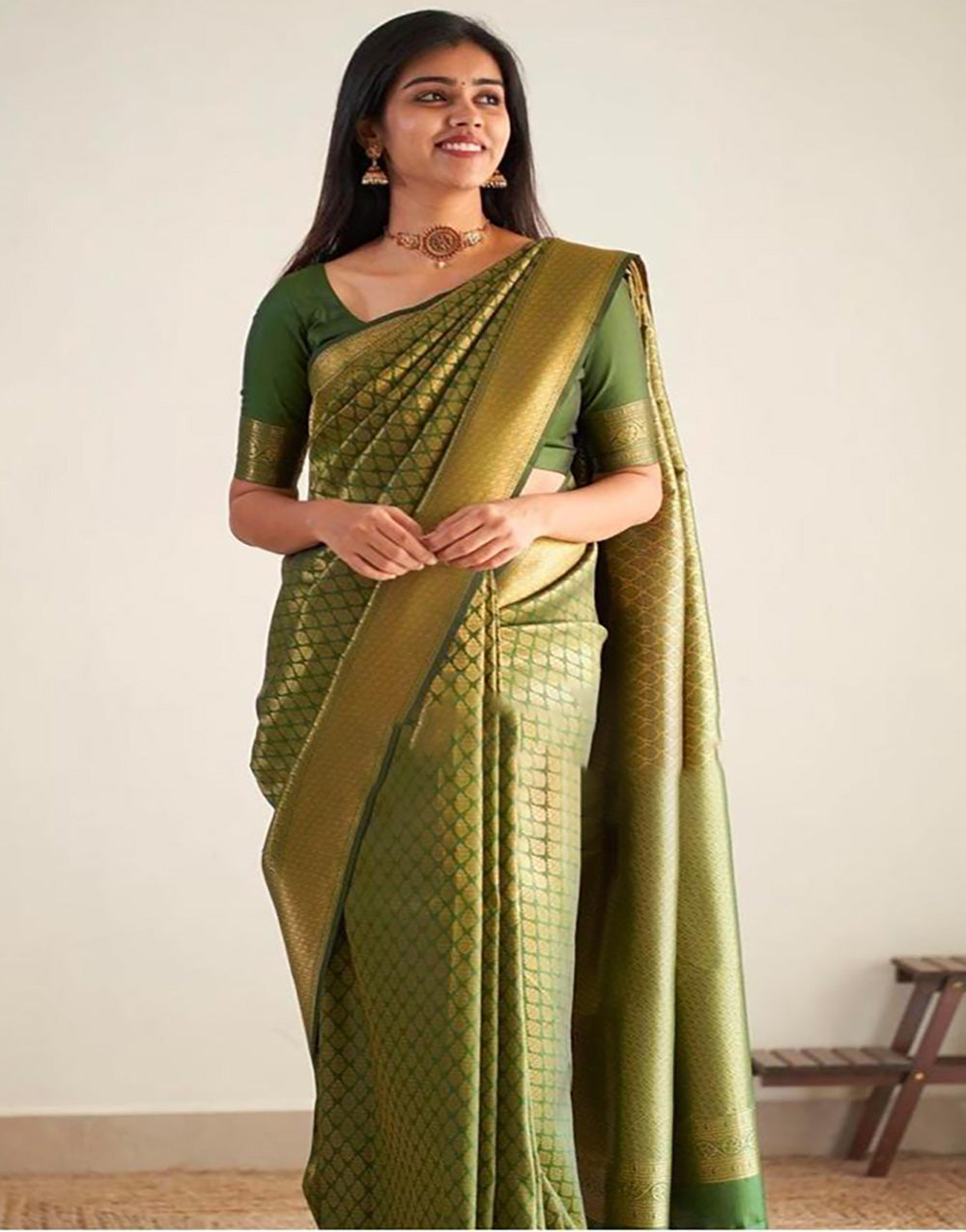 Green Banarasi Silk Saree With Zari Weaving Work