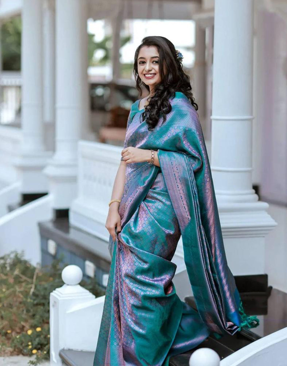 Firozi Banarasi Silk Saree With Zari Weaving Work