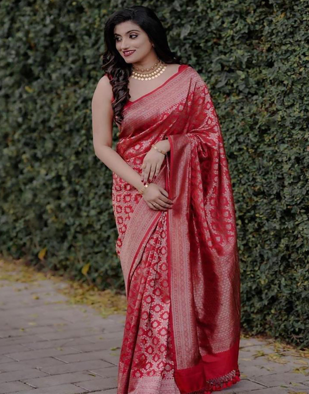 Rose Red Banarasi Silk Saree With Gold Zari Weaving Work