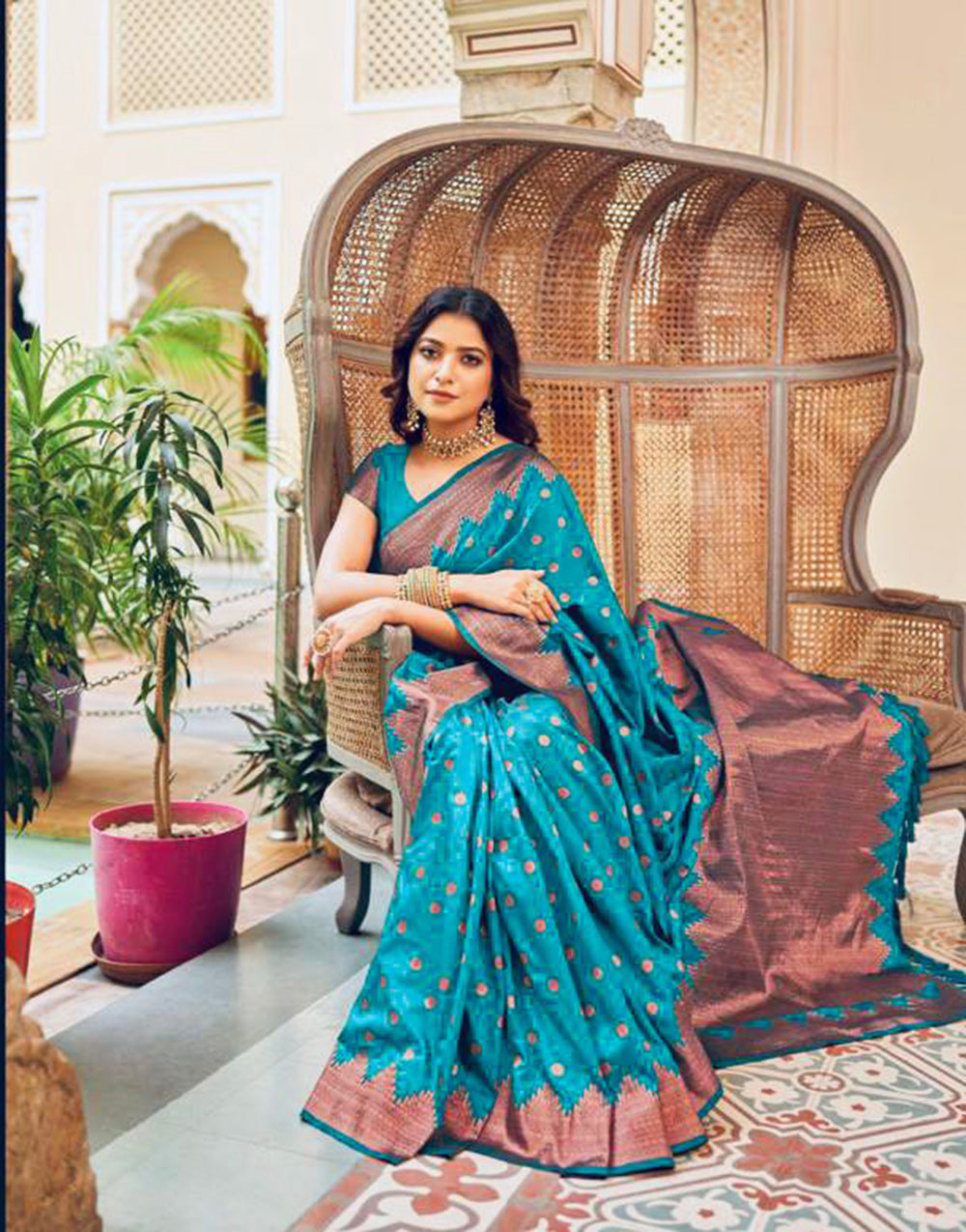 Firozi Banarasi Silk Saree With Zari Weaving Work