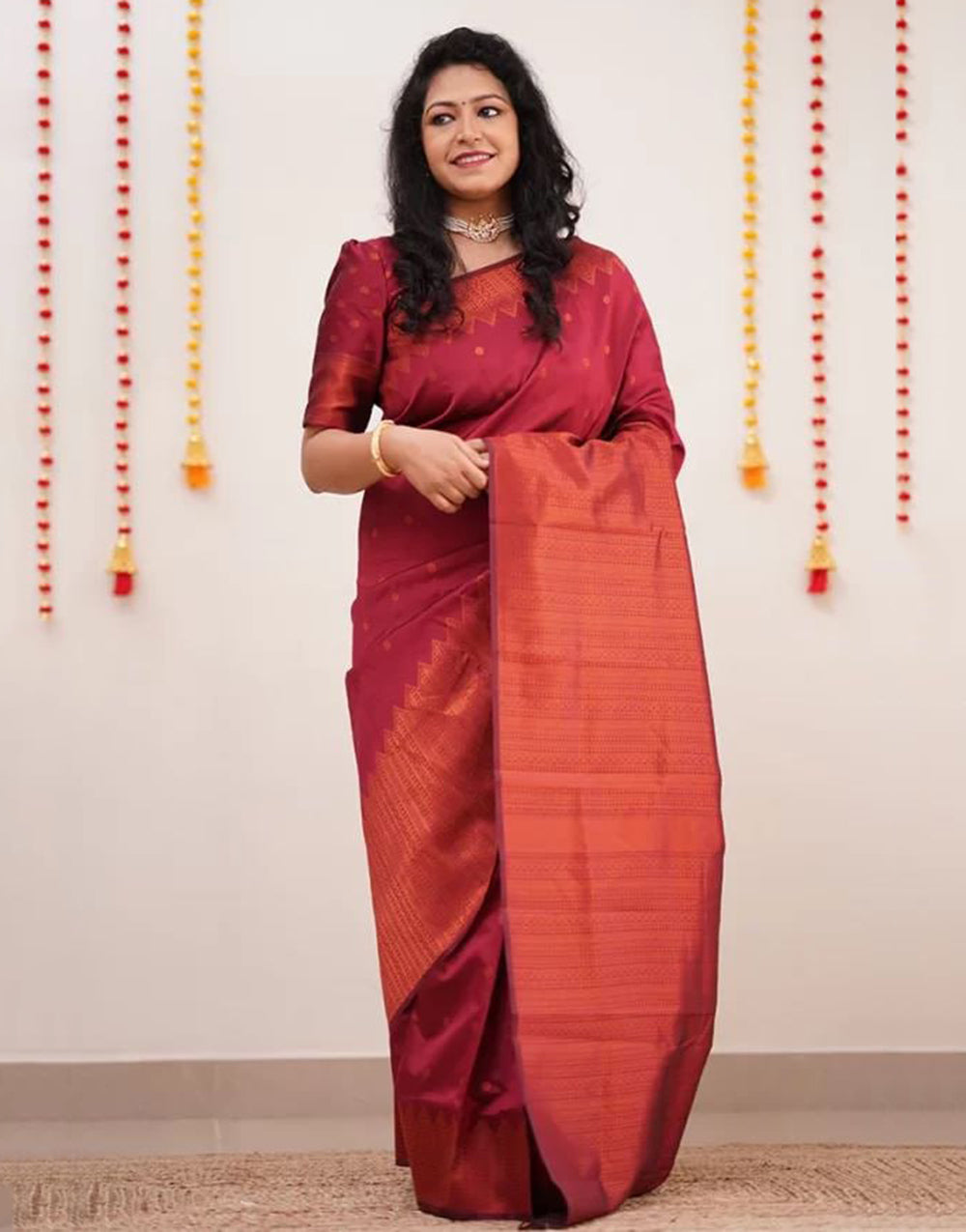 Red Banarasi Silk Saree With Zari Weaving Work