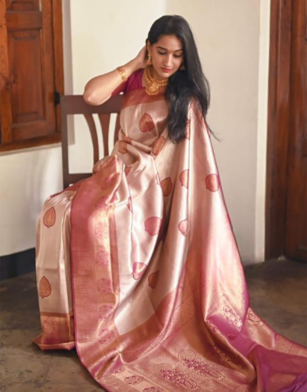 Blushing peach Banarasi Soft Silk Saree With Weaving Work