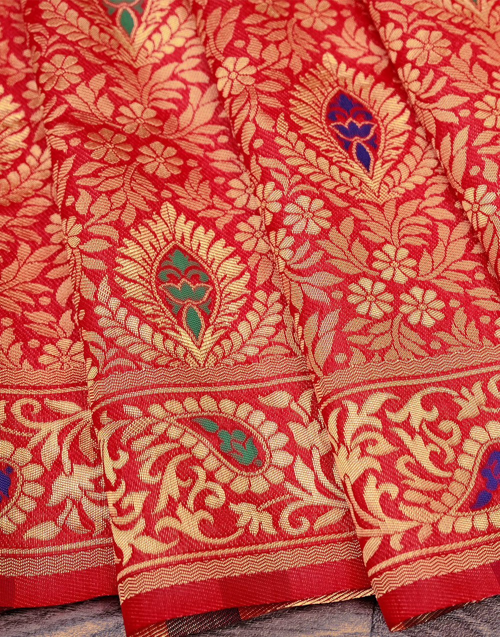 Red Banarasi Soft Silk Saree With Weaving Work
