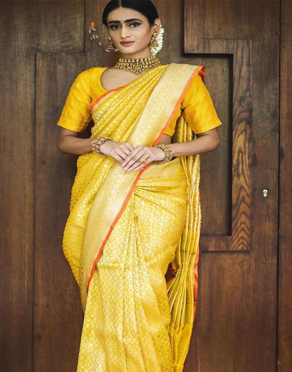 Yellow Banarasi Soft Silk Saree With Weaving Work