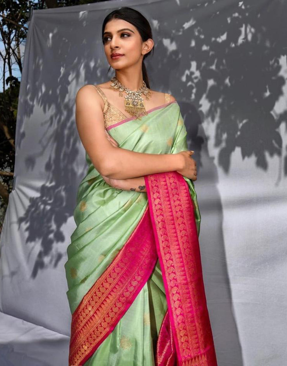 Green & Pink Banarasi Soft Silk Saree With Zari Weaving Work