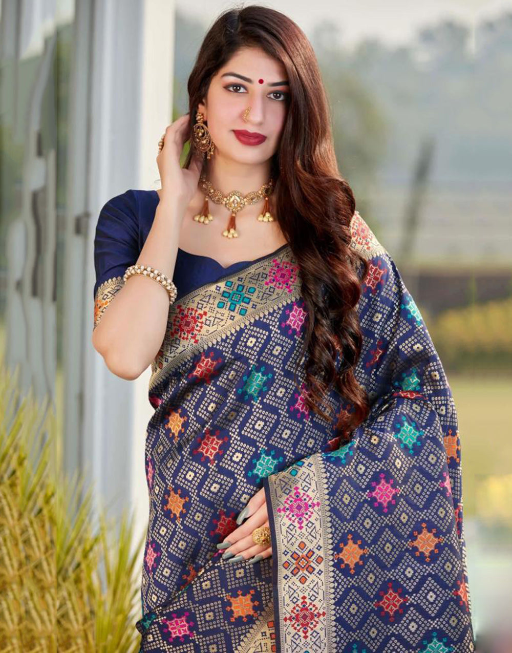 Navy Blue Banarasi Silk Saree With Zari Weaving Work