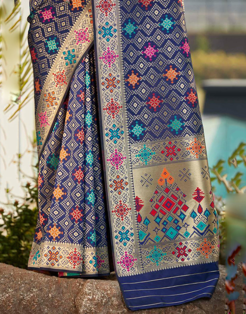 Navy Blue Banarasi Silk Saree With Zari Weaving Work