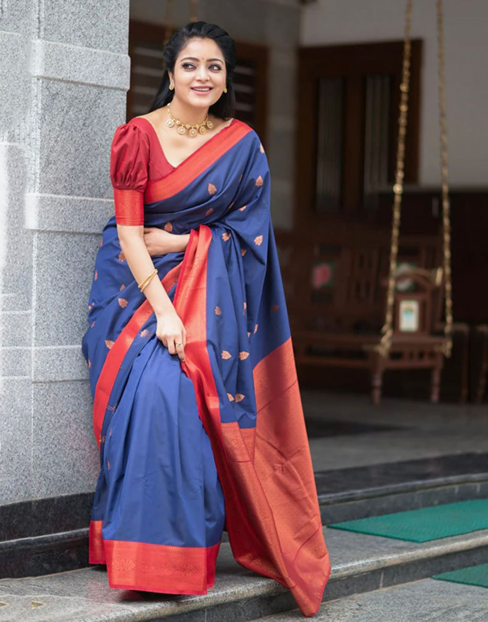 Blue & Red Banarasi Silk Saree With Zari Weaving Work