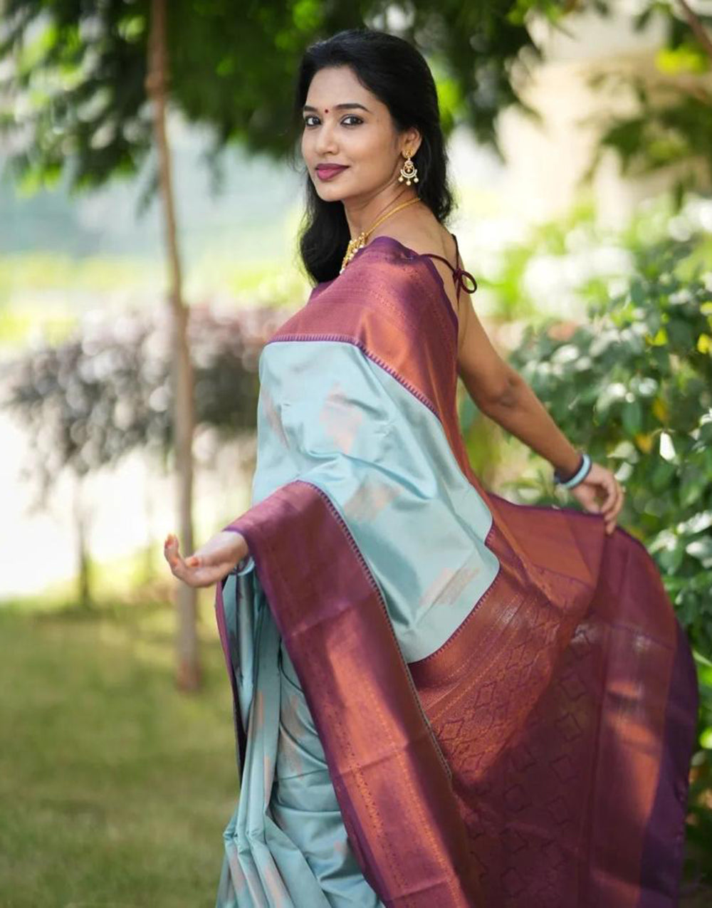 Sky Blue & Magenta Banarasi Silk Saree With Zari Weaving Work