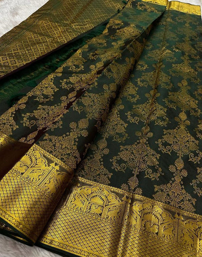 Green Banarasi Soft Silk Saree With Zari Weaving Work