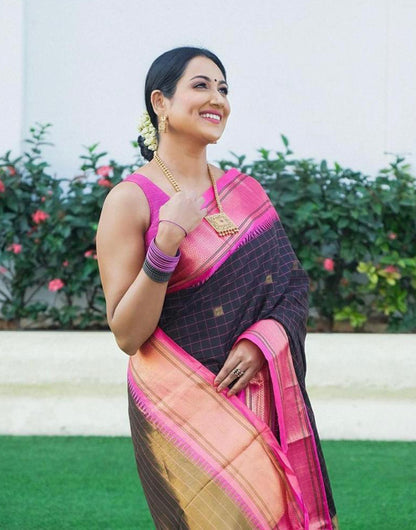 Pink & Black Banarasi Silk Saree With Zari Weaving Work