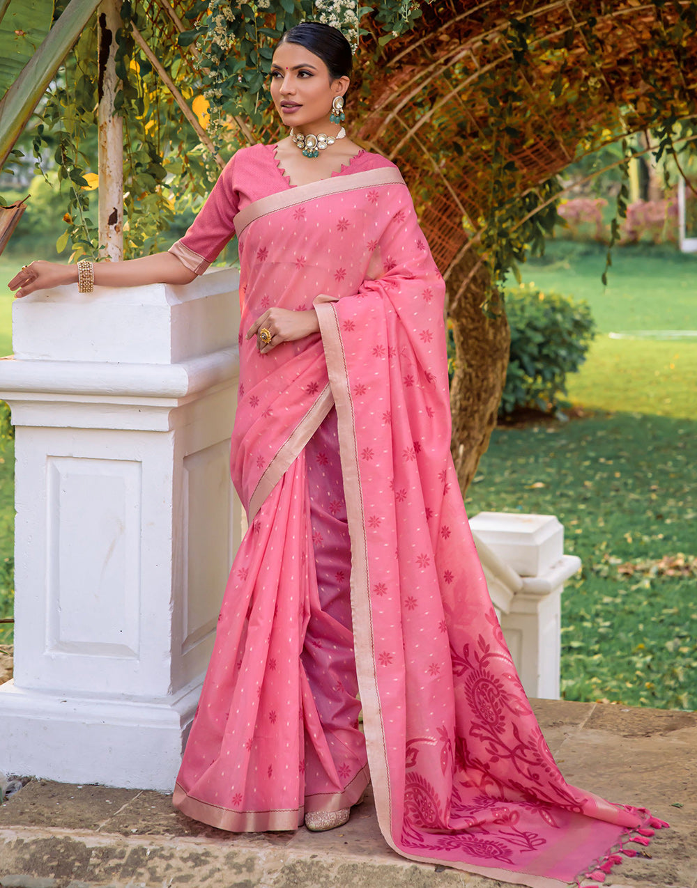 Pink Linen Silk Saree With Weaving Work