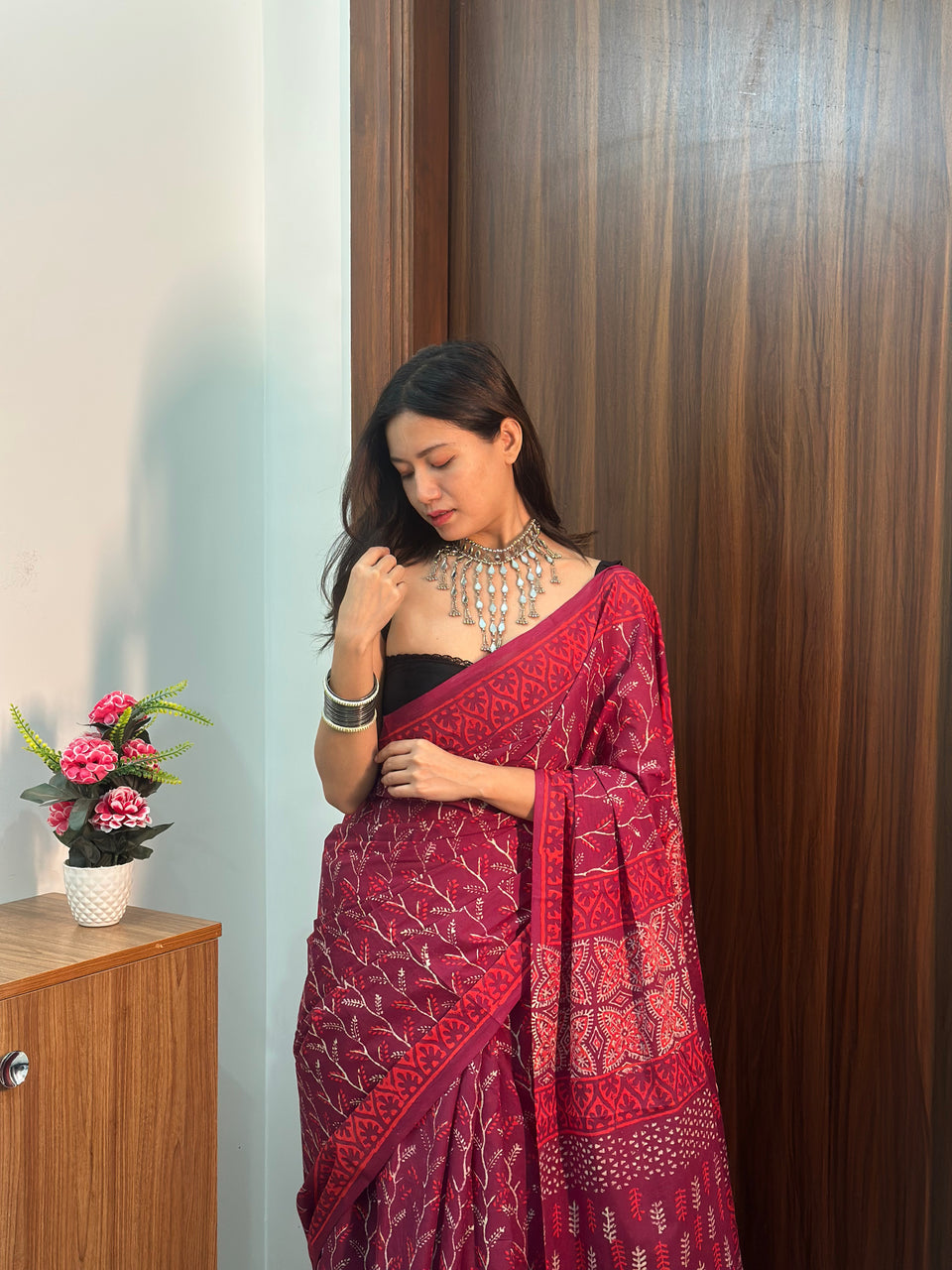 Red Mul Cotton Ready To Wear Saree With Pocket