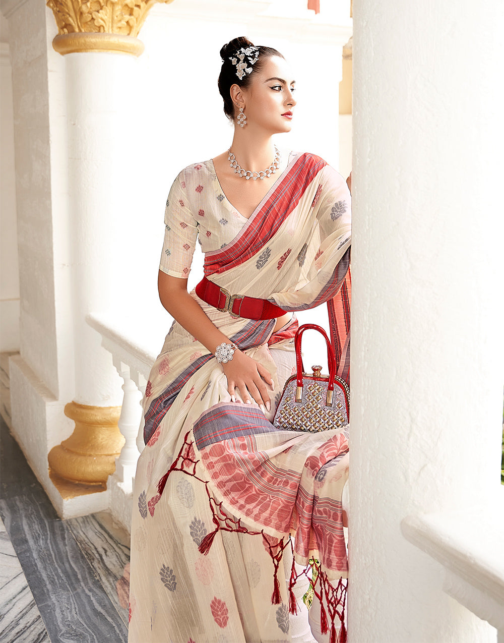 Off White Linen Saree With Printed Work