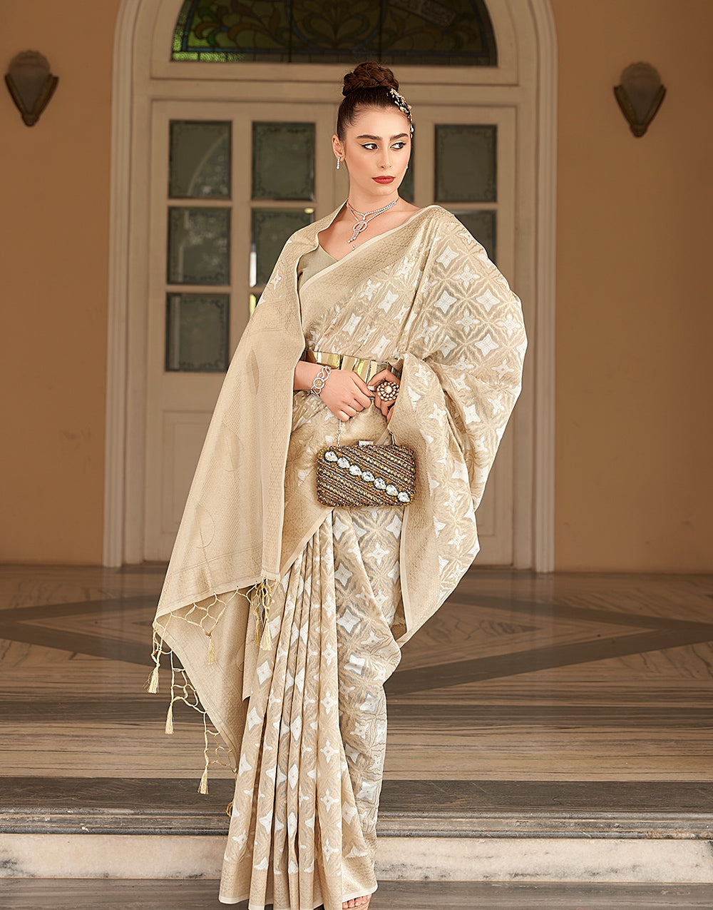 Chiku Cotton Saree With Weaving Work