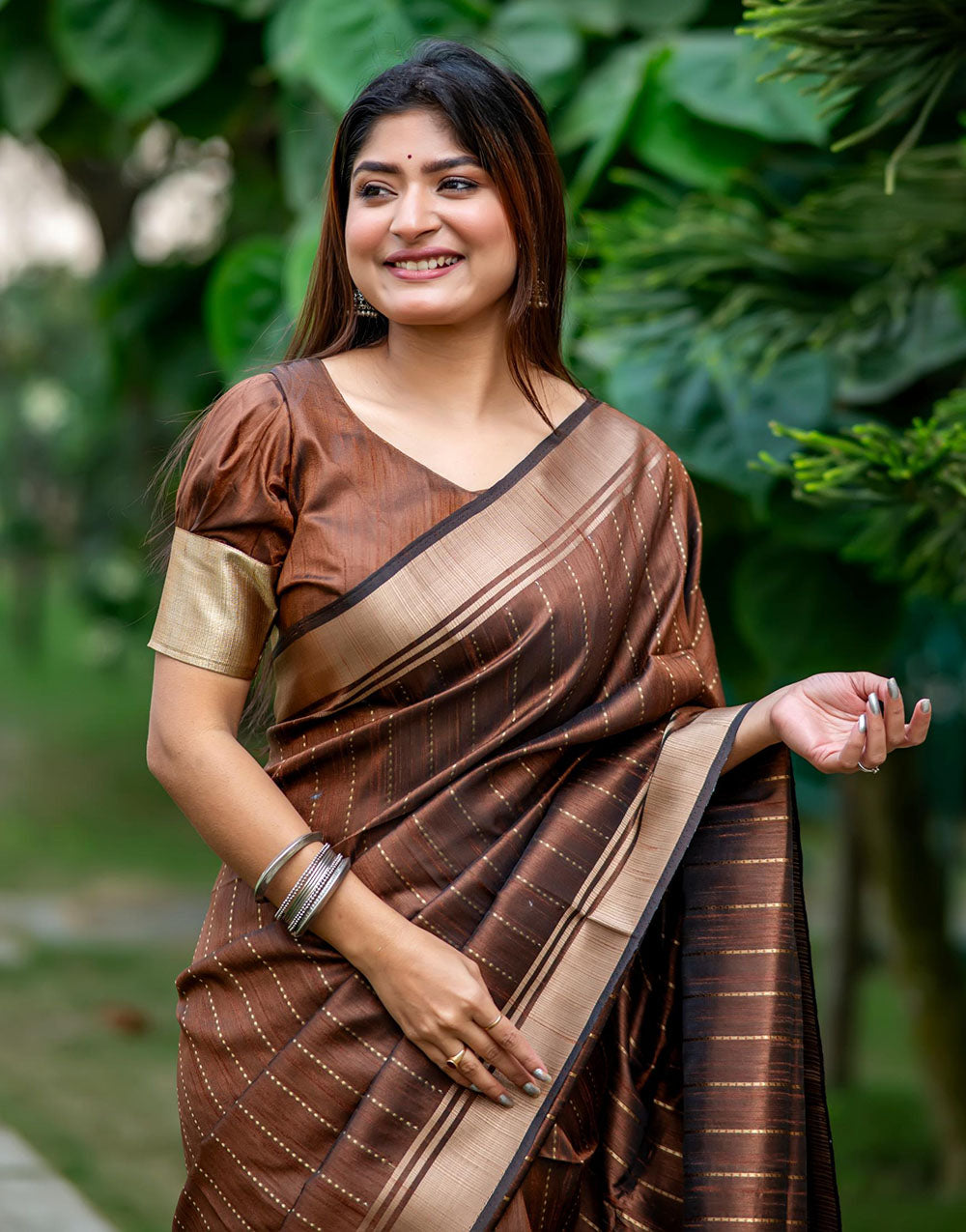 Brown Soft Banarasi Raw Silk Saree With Zari Lining Weaving Work