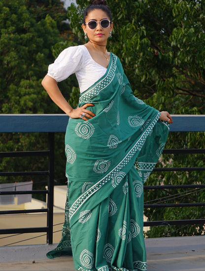 Green Mul Cotton Ready To Wear Saree With Pocket
