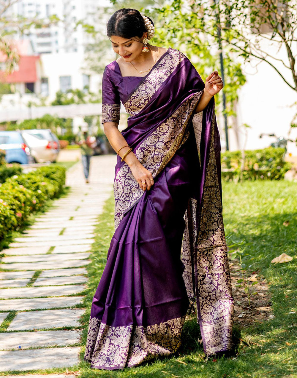 Purple Handloom Raw Silk Saree With Weaving Work