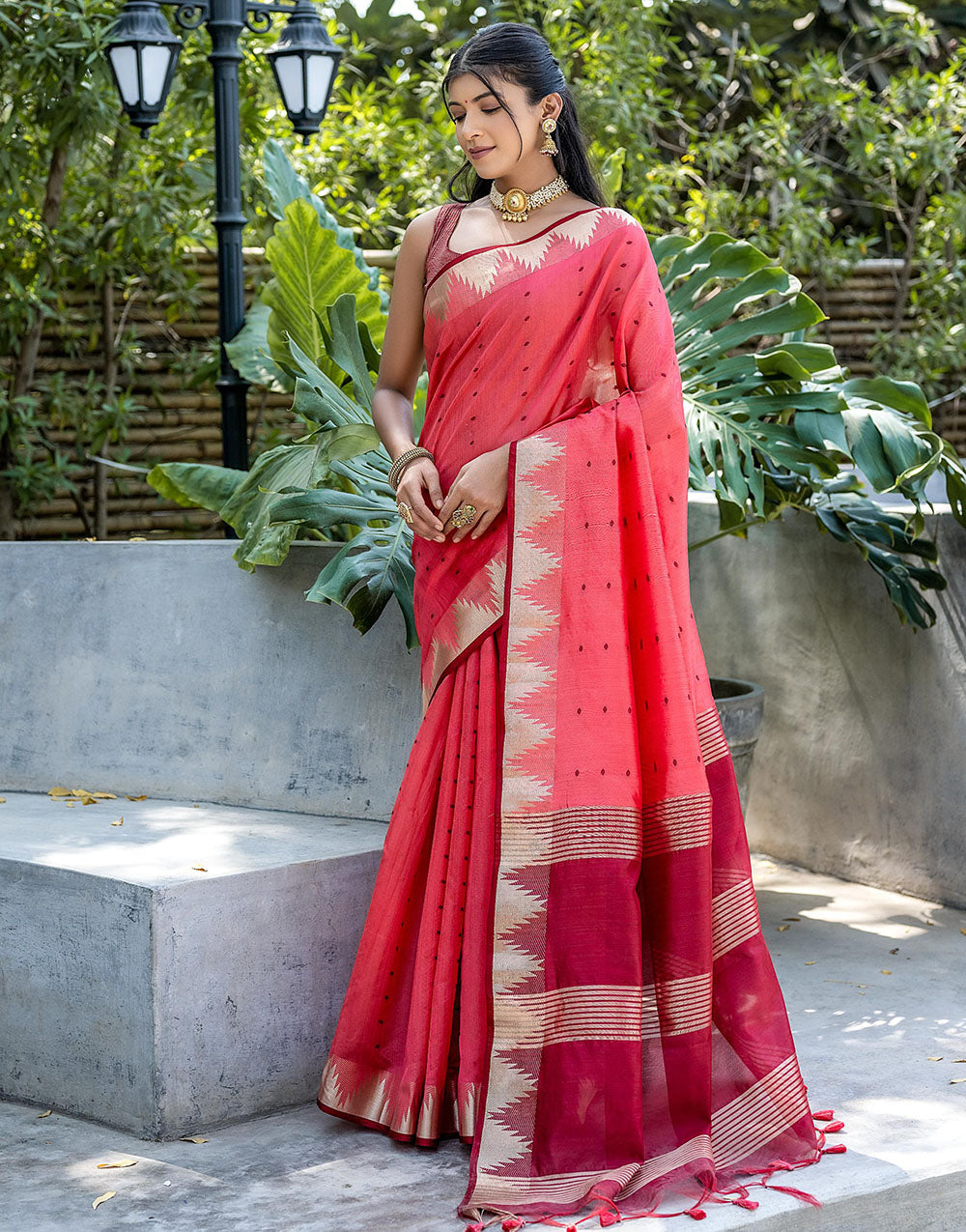 Gajari Tussar Silk Saree With Weaving Work